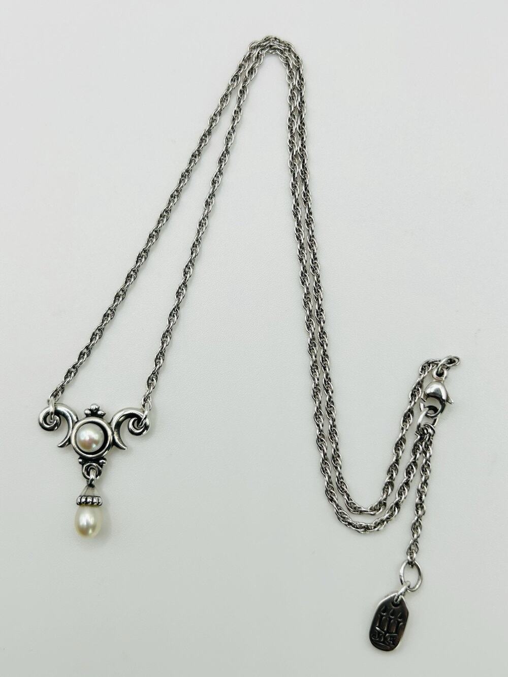 James Avery Retired 925 Sterling Silver Victorian Pearl Pendant Necklace 17-18"